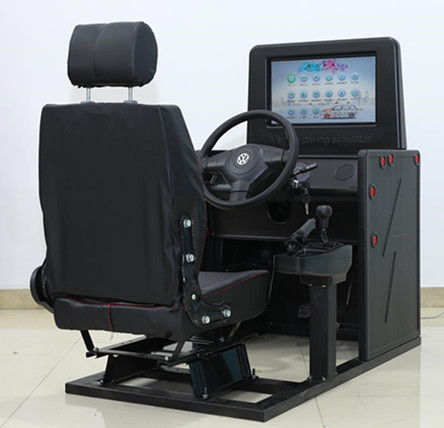 汽车驾驶模拟器